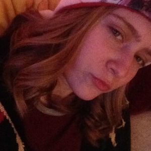 Meet your Posher, Lorie